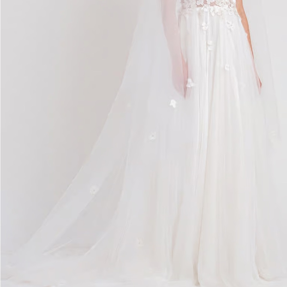 Jenny Yoo Gabriel Veil ivory
